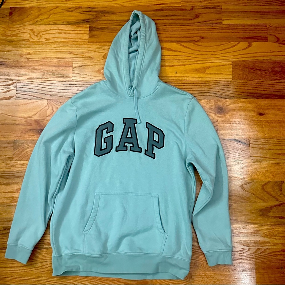 Green GAP sweatshirt with hood